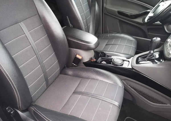Ford Kuga cena 44000 przebieg: 170000, rok produkcji 2012 z Drezdenko małe 497